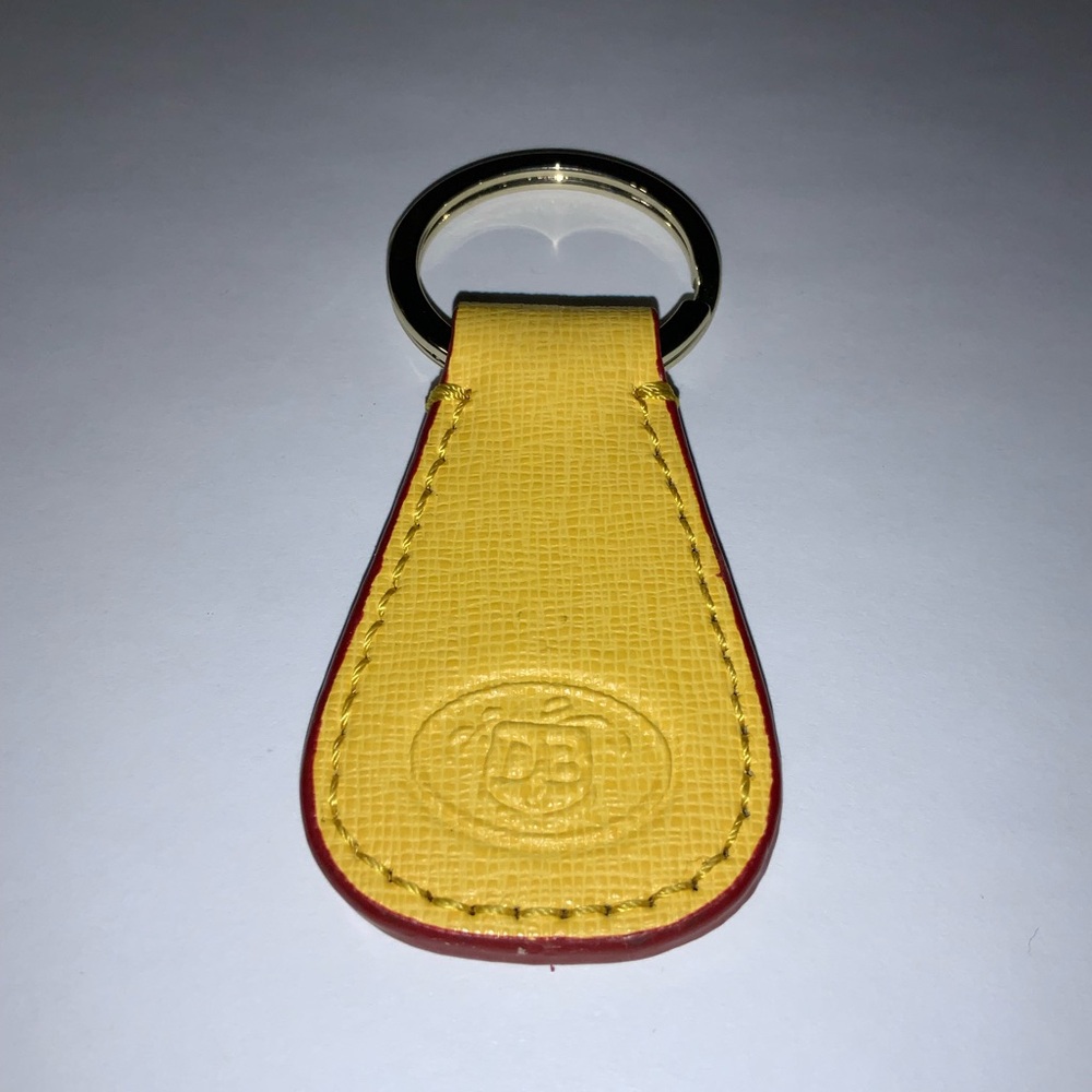 NEW DOINEY AND BOURKE YELLOW SAFFIANO LEATHER KEY FOB PERFECT